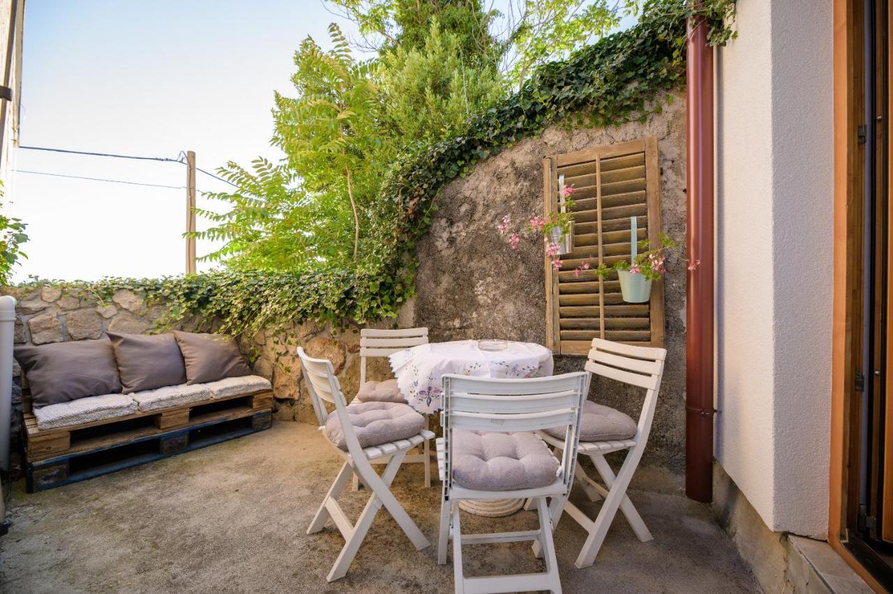 Boutique B&B Mali Pariz Grižane Exterior foto